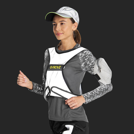 Pure2Improve - Reflective LED Running Vest, High Visibility Safety Running  Vest for Outdoor Training - Batteries Included : : Sports &  Outdoors