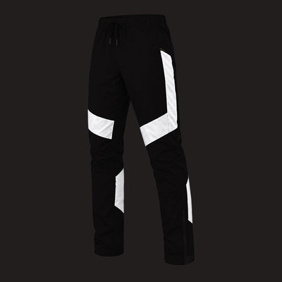 lifestyle Women’s Tailored Waterproof Cycling Trousers front showing reflectivity