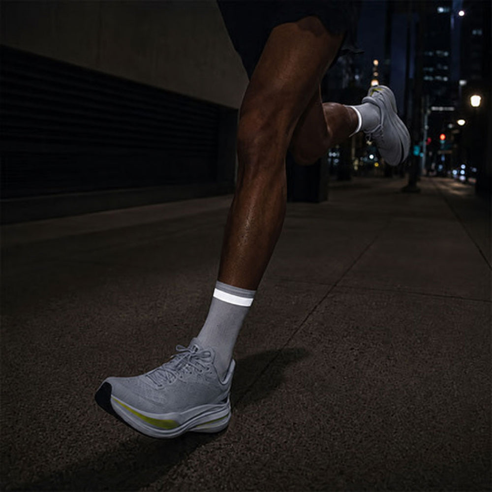 lifestyle Reflective Running Socks - 3 Pack white at night